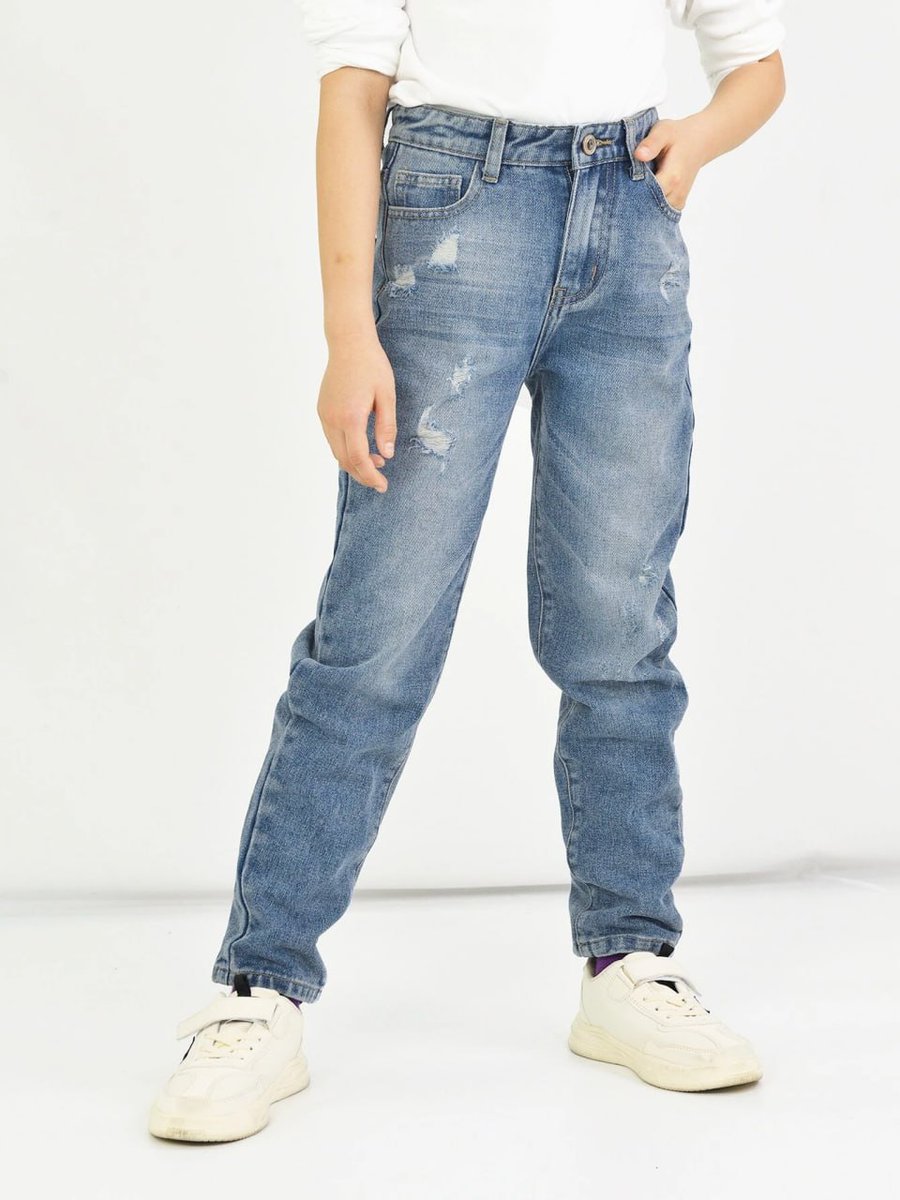 raymond_xin's tweet photo. Boys Ripped Washed Tapered Jeans

#SHEIN #SHEINus #SHEINfashion #beautyforall #beautiful #style #fashion #boywear #boyfashion #lightwash #denim #jeans #tapered #plain #carrot #zipper #natural #pocket #ripped #long #cotton #ootd https://t.co/SNOM4VJuV2