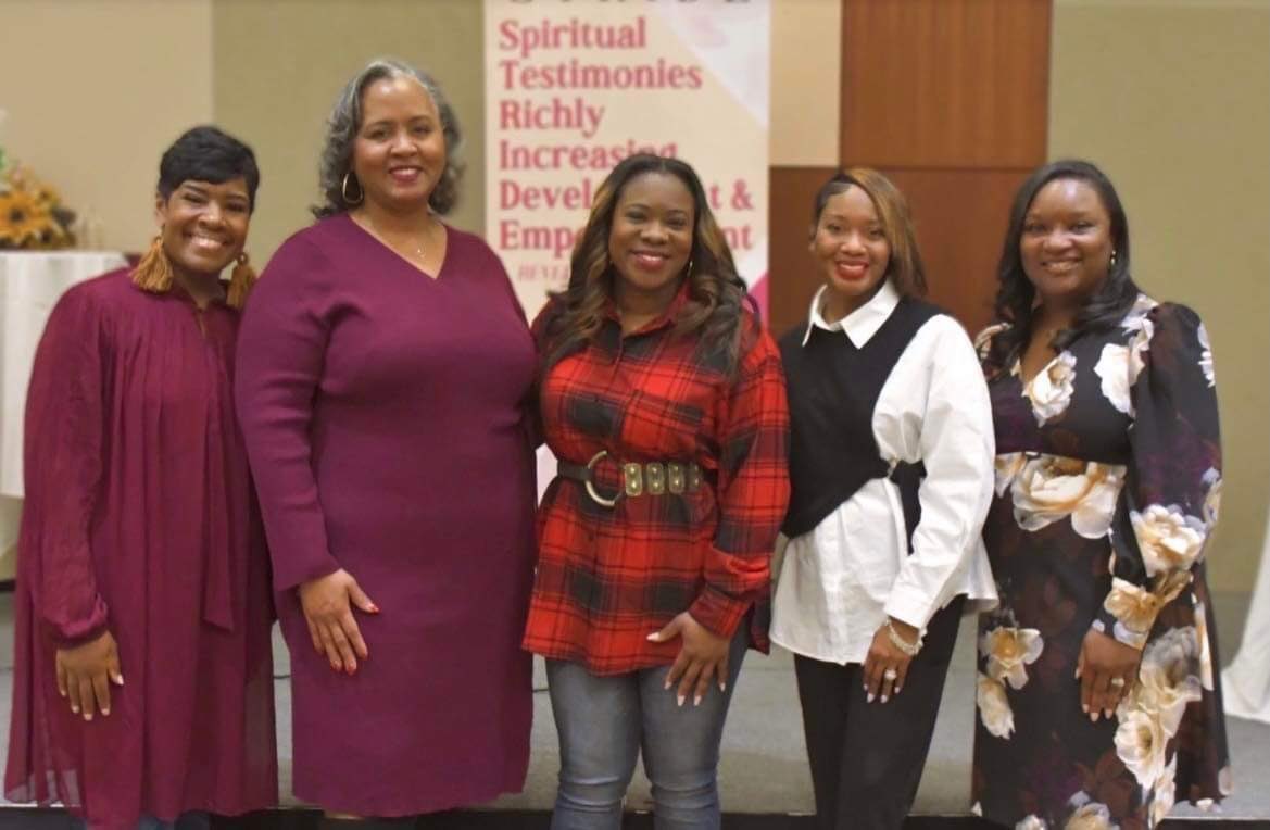 thecarnerjlc's tweet photo. ππ
΄ π
°ππ
΄ π
²ππ
»ππ
Έπ
π
°ππ
Ύππ!
Thanks Lady @arnethiaday , The Beauty of Our Stride Annual Womenβs Empowerment Team, the incredible presenters, and guests for an unforgettable weekend of ministry and motivation.
#hopeglobalpastor #whataweekend #eachonebuildone https://t.co/lXLnGRLGuV