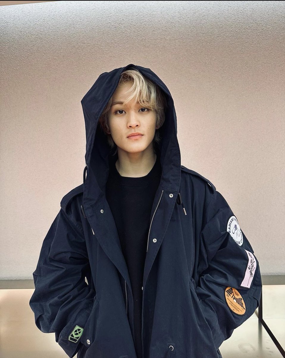 LOOKSMKL's tweet photo. #MARK ig post

“a smile at the end of a long day is something that should be appreciated more #goodnight” https://t.co/FtKzA3ecsc