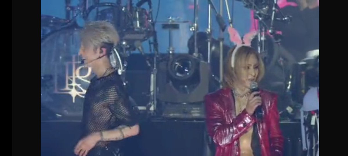 Adela01016886's tweet image. #Veeps Yoshiki is really funny  !