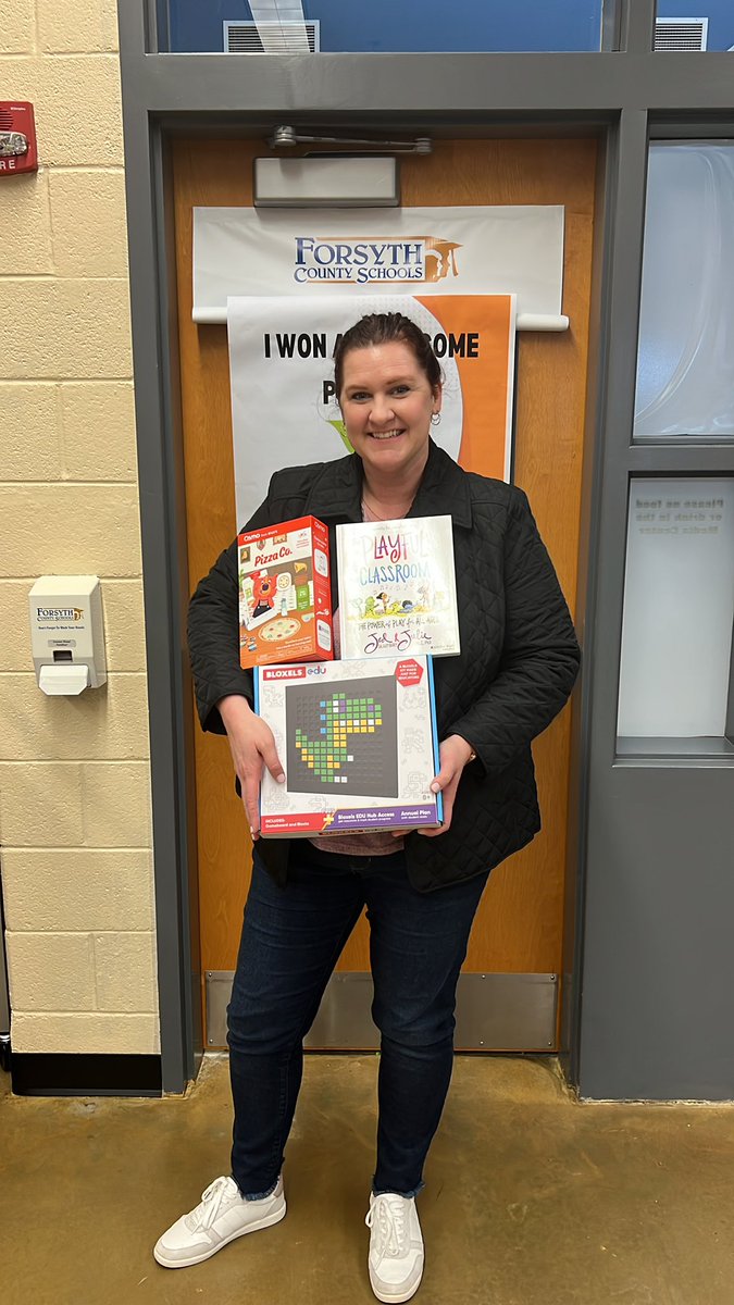 #edcampforsyth <a href="/bloxels/">Bloxels</a>