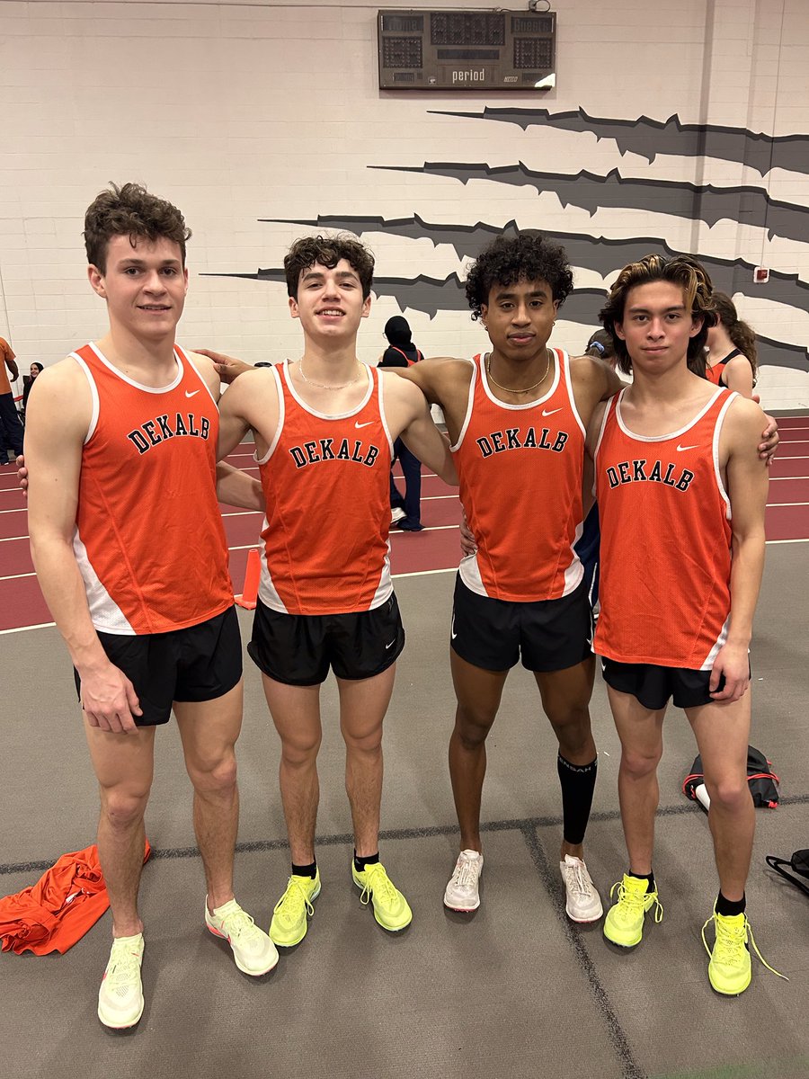 3200 Relay 2nd at Proviso West Valentine Relays in 8:21