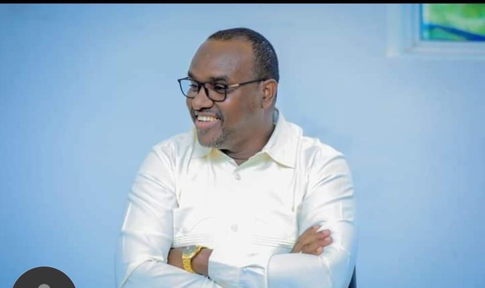 Anwaryare1000's tweet photo. When I can see #Indho Indho and #Koore, I automatically remember #Uncle Tom of #USA.
Itโs a notorious phrase that is metaphorically used to the people who are excessively obsequious.
Likewise, itโs used for patron-client relationship.
There you go guys!
#LasAnod
#Somalia https://t.co/bU775angdU