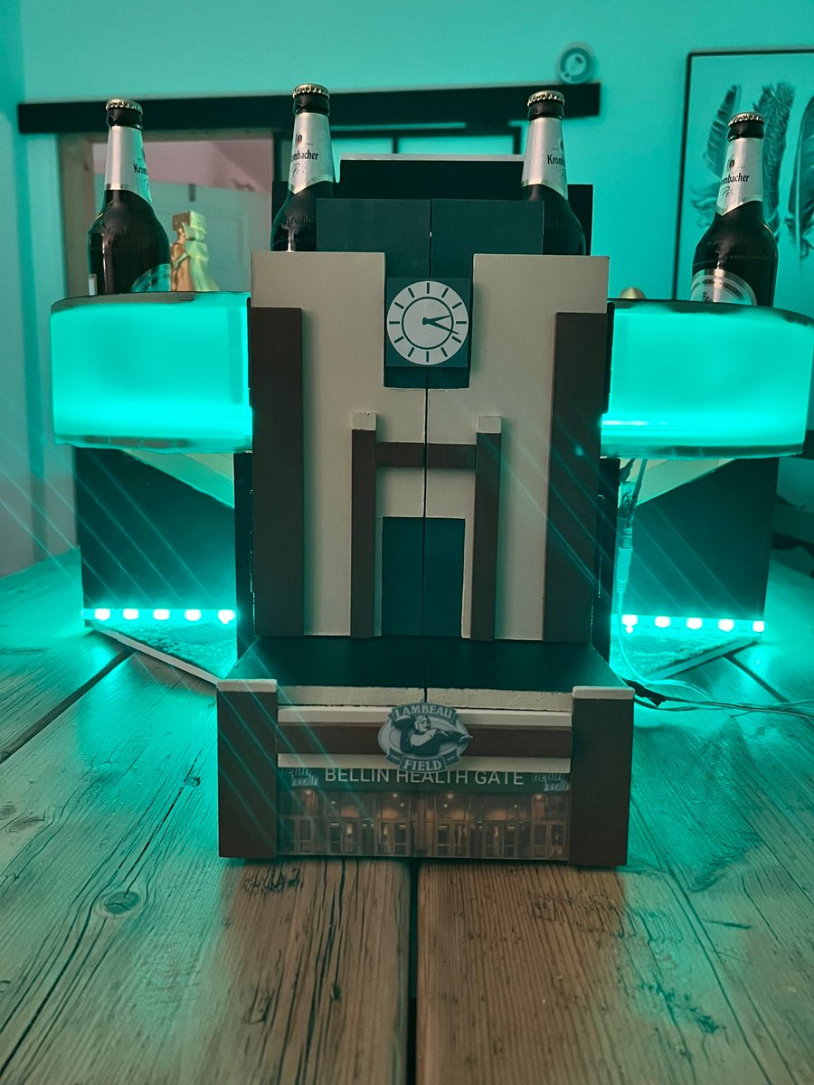 SeroBlink's tweet photo. Our snackstadion is ready for superbowl!!!
💚💛💚💛https://t.co/Agv7lASKnq
@ransport
@Icke41 
@aprenzy 
#NFL
#GoPackGo 
#GreenbayGermany https://t.co/fKdamOtDxv
