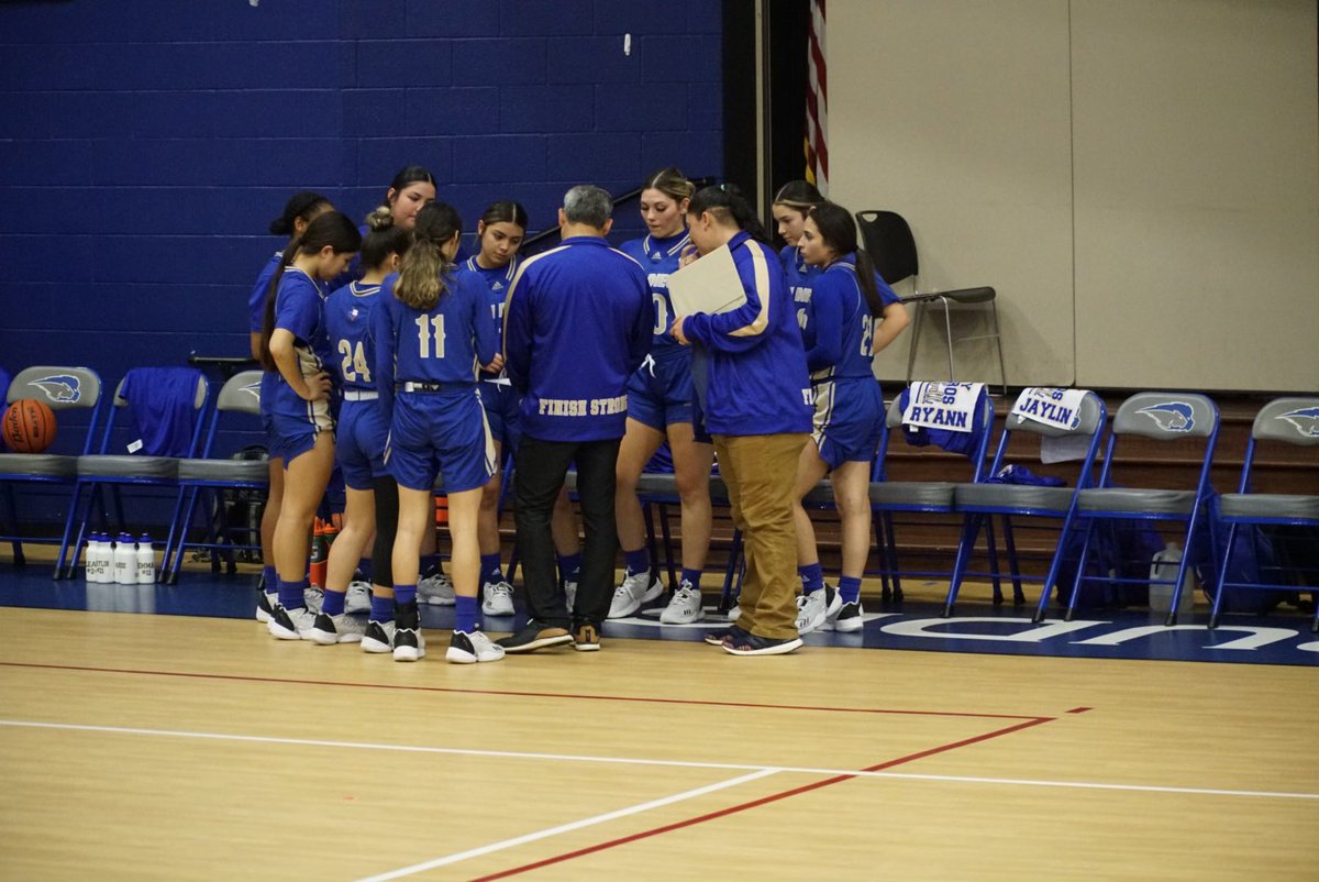 ‼️‼️‼️ ‼️3️⃣ days and counting ‼️‼️‼️‼️
💙💛🏀💙💛🏀💙💛🏀💙💛🏀💙💛🏀💙💛🏀

Plan your Valentines day dates early so after, you can come out and support our Lady Vaqueros in Alice at 8pm as they take on the Mathis Lady Pirates!