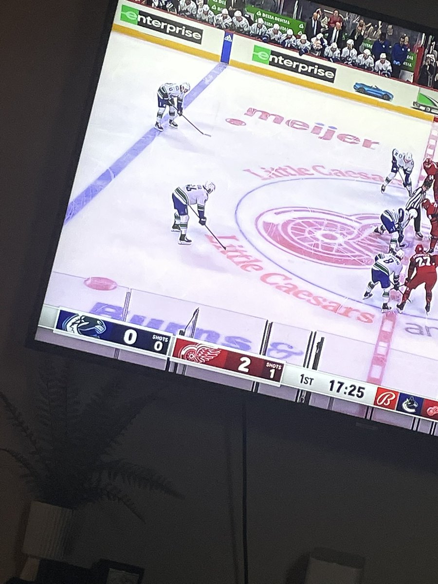 CoreyHimself's tweet photo. @JFreshHockey Are they tho https://t.co/rn0tVvguKw
