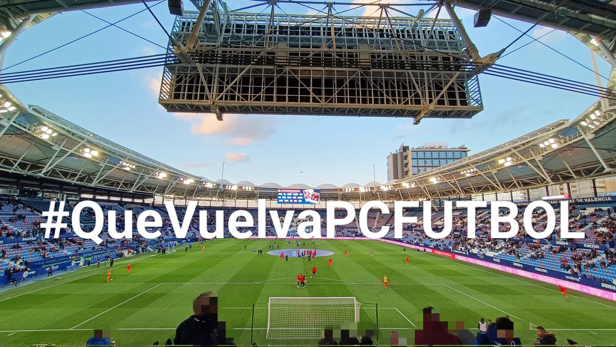 DaReInt's tweet photo. Desde el #CiutatDeValència 🐸💙❤️ queremos #QueVuelvaPCFUTBOL
#MaxoLlevant https://t.co/scN1y0yXGA
