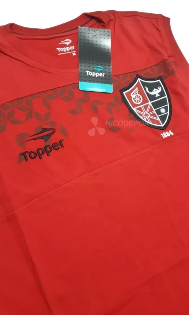 cabrerahercap's tweet photo. En un ratito juega Newell's y @copes_pablo tiene siempre un sorteo para vos. Vamos con la remera sin mangas roja que uso Heinze. Con un solo RT estás. Daleeeee https://t.co/HW6Ra0RC49