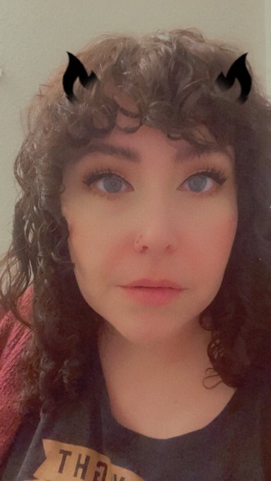 How cute is this filter! I love the foggy zombie eyes too. 🧟&zwj;♀️ #bbw #milf #bbwpretty #prettyface #fatty<a href="/tag/thickgirls"class="tags"><span>#thickgirls</span></a><a href="/tag/goddess"class="tags"><span>#goddess</span></a><a href="/tag/fatty"class="tags"><span>#fatty</span></a><a href="/tag/feet"class="tags"><span>#feet</span></a><a href="/tag/bbw"class="tags"><span>#bbw</span></a><a href="/tag/stuffed"class="tags"><span>#stuffed</span></a>