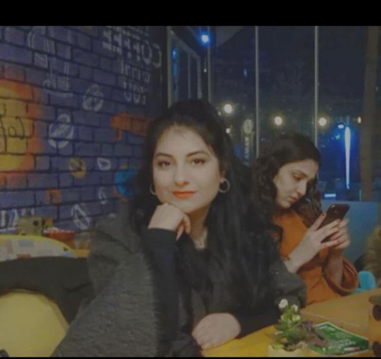 Olayın özeti ve ablamın fotoları.

Ablam hiçbir hastane kayıtında,
E-nabız sisteminde,184’de yok bilgi yok kayıt yok.

Hastaneye kimliği belirlenemeyen olarak yatırıldı büyük ihtimal,sevk edilmiş olabilir başka şehirlere yani heryerde olabilir..

2 dizinin altında yaralı