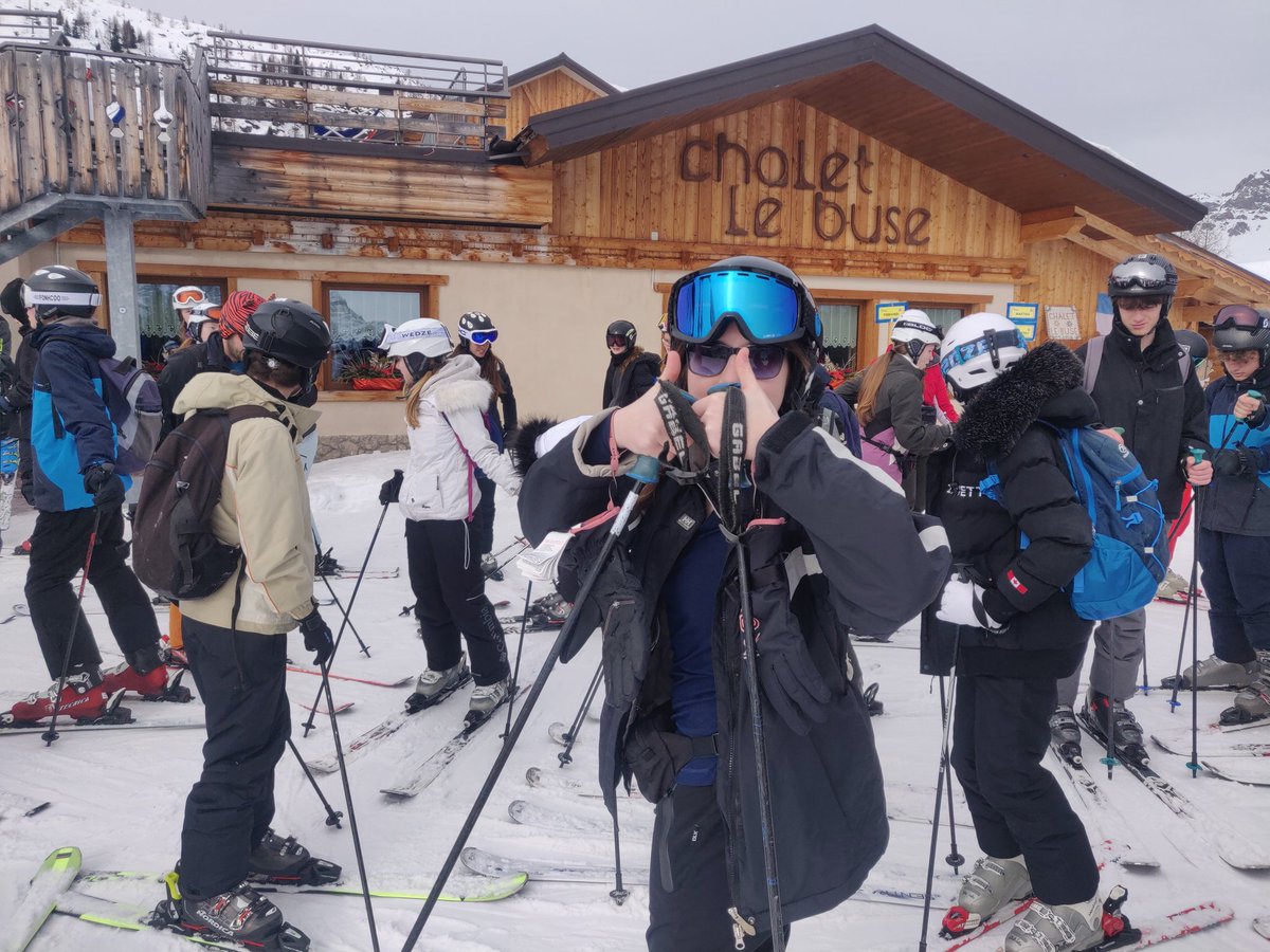 Netherhall Ski Trip 2023 tweet media