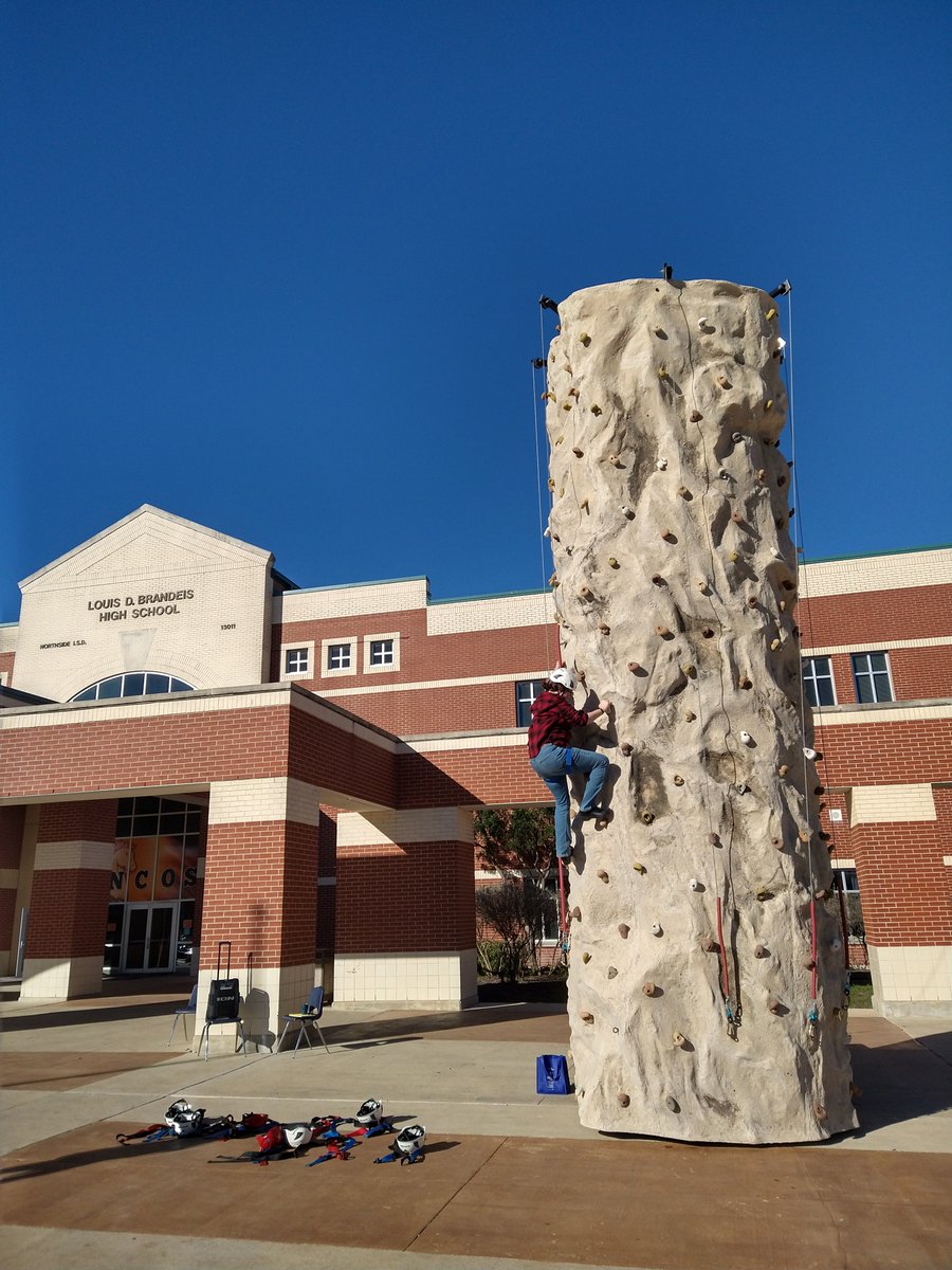 MButlerSpecEd's tweet photo. Had lots of fun at Brandeis!
#BeWellStayWell #NISD https://t.co/8e723vK2zy