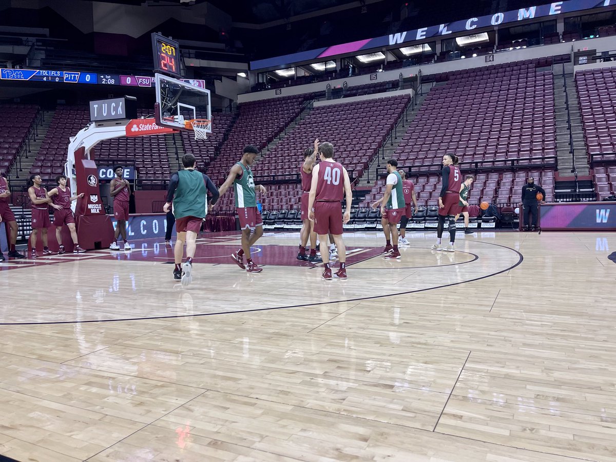 WesDurham's tweet photo. Early morning workout for โฆ@FSUHoopsโฉ - #DanBonner and I will see you at noon for their game vs. โฆ@Pitt_MBBโฉ on #ESPNU / @accmbbโฉ https://t.co/yjOzzMSzg2