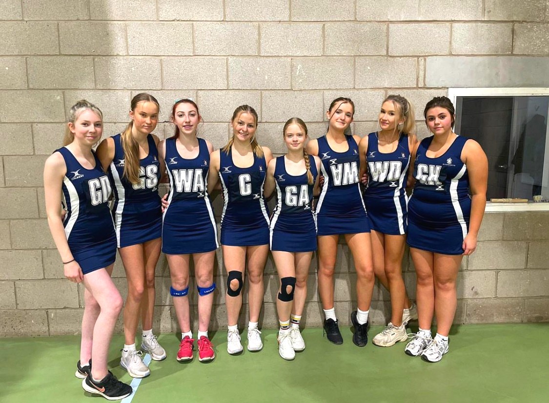 Rishworth1724's tweet photo. Our senior girls' netball team has had a great start to the year. Through practice and matches they continue to progress, individually and as a team. We look forward to watching more fixtures after half term. Go Rishworth! #seniornetball #netball #schoolnetball #rishworthschool https://t.co/NycKbXRhWw