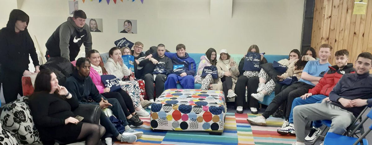 tudublinaccess's tweet photo. We were delighted to be invited to @SwanYouth Service’s ‘Education Live Night’ last night📚

Our very own Access Alumni @StickalashlingF spoke with young people from @NEIC_Dublin about her journey through education,overcoming obstacles and the supports she received @WeAreTUDublin https://t.co/ESI8k6OOOl