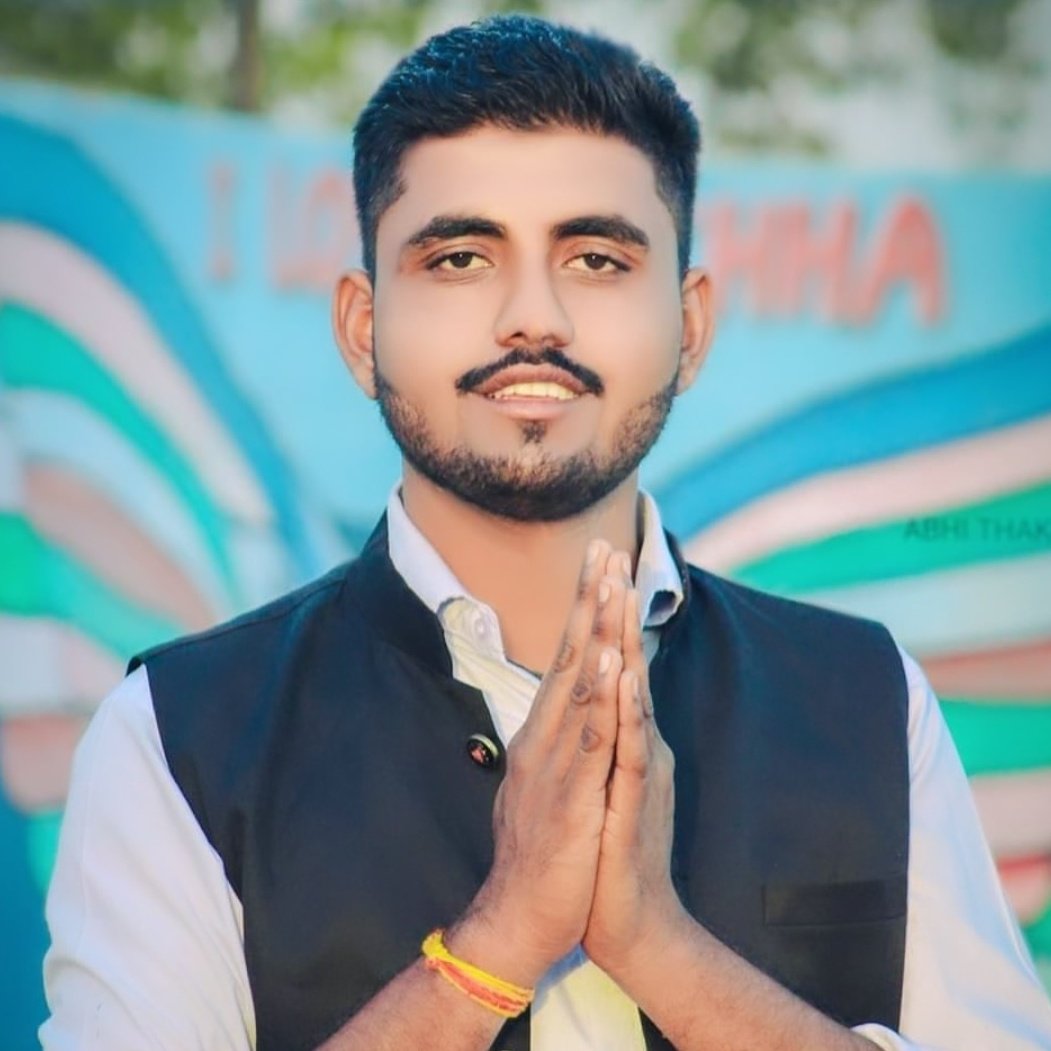 PipraRohit's tweet photo. #NewProfilePic https://t.co/odSiee16VK