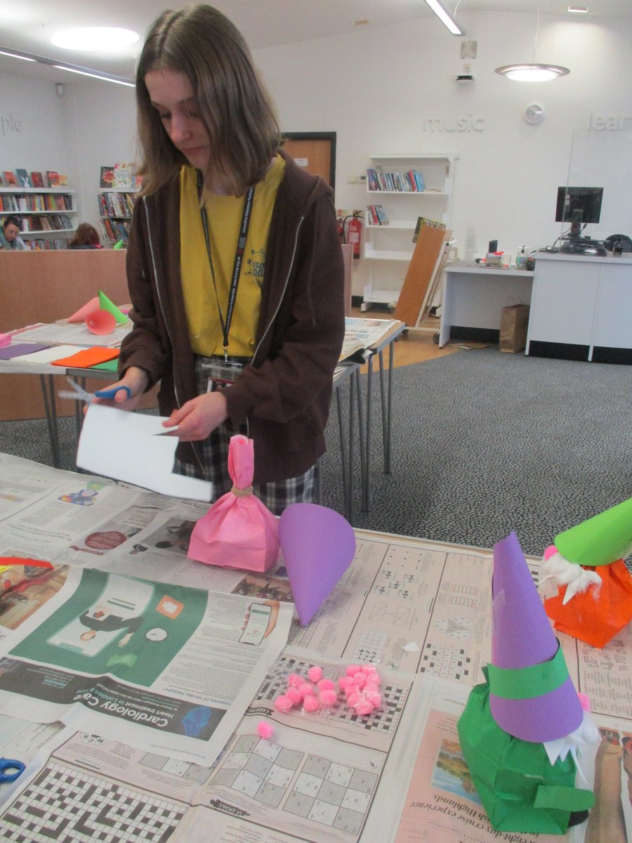 LancsLibraries's tweet photo. A great start to half-term today making gonks at #EuxtonLibrary
A big thank-you to our Culture Hacks Matilda and Lilia and our @LancashireVP volunteer Dianne.
#CultureHacks #LibraryVolunteers https://t.co/Gg5CZyhr7V