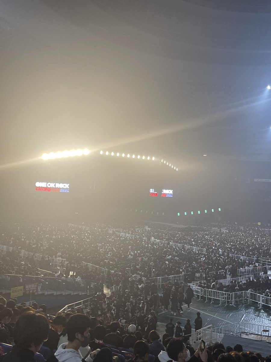 JsbDst's tweet photo. ワンオク最高！！😭
#ONEOKROOK https://t.co/KqeWCQ3UQh