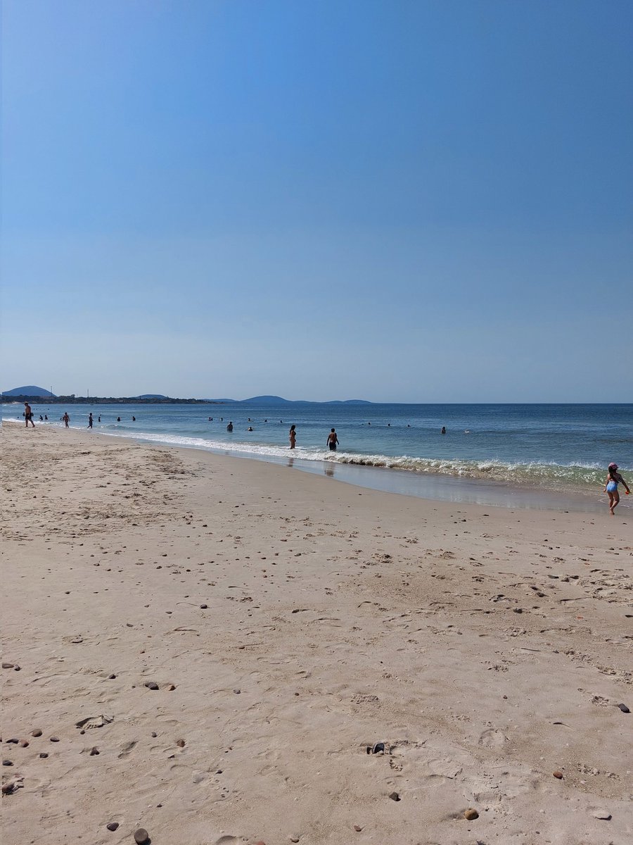 acottens's tweet photo. Buen día.
El día está inaguantable, aún en la playa
Vista desde #Jaure https://t.co/SKbo2vo03k