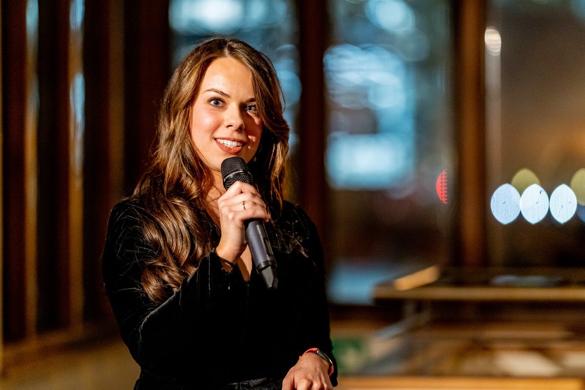 Caroline Taylor tweet media