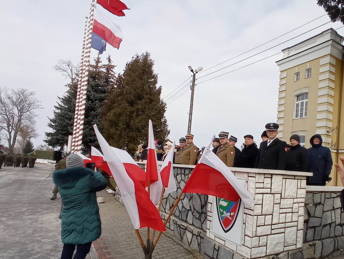 StStyczynski's tweet image. @WCR_Zamosc Uroczysta Przysięga Wojskowa żołnierzy #DZSW odbywających szkolenie podstawowe w #2pr w Hrubieszowie
Gratulujemy ‼️
💪🇵🇱