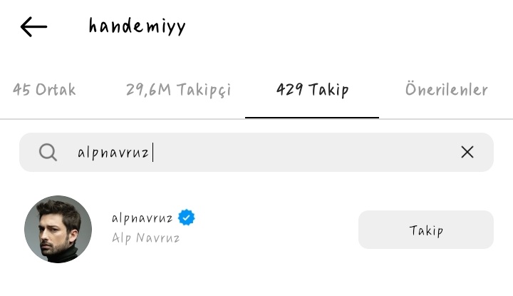 zeynepzavlak's tweet photo. Ayyy sonunda takipleştiler @AlpNavruz #AlpNavruz @HandeErcel #HandeErçel #alphan https://t.co/NlY4uqo2Xu
