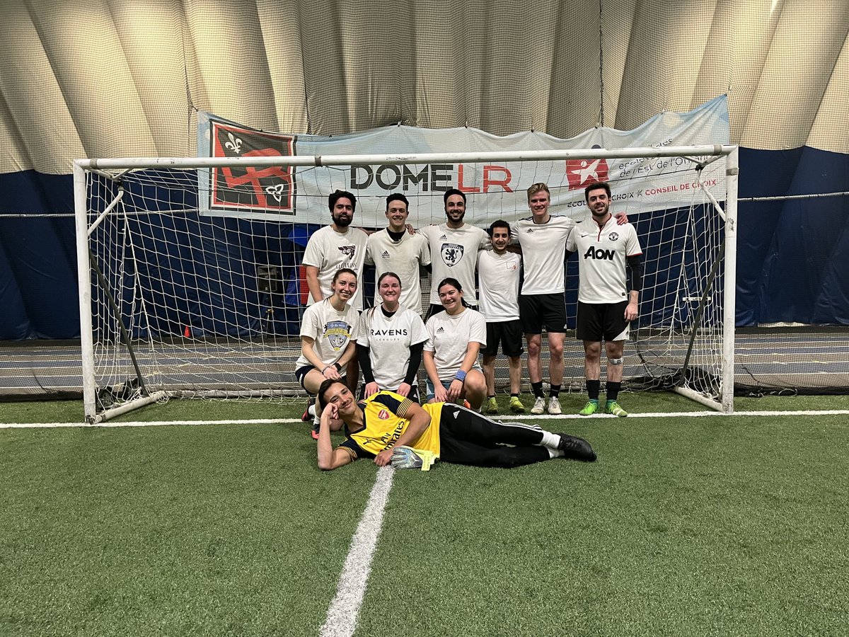 OttawaFooty7s's tweet image. Vinay's Baes 😍 turn their Monday season into a firework display 🎆... as they celebrate yet another dominant championship parade 🚌 down the streets of Ottawa. 

🏆 ⚽️