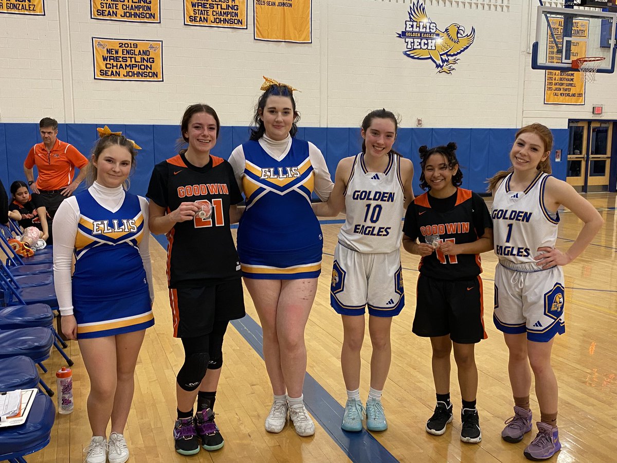 ellistechsports's tweet photo. 📣sportsmanship spotlight 📣
Dezarya Trusty and Jillian Yezerski @ECGoodwinAthl got our sportsmanship pins after tonight’s game! Athletic Director Joe Granja was also recognized 💪🫶
#goodsportsmanship #goodsport #spreadloveandkindness @CTC_Athletics  @ciacsports https://t.co/5d8wcx9IWZ