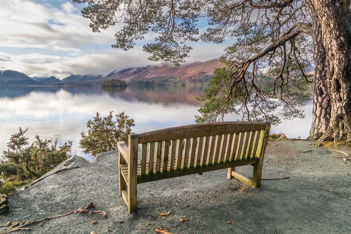 andrewswalks's tweet photo. Good idea Paul, here are 4 benches overlooking 4 lakes in #Cumbria https://t.co/yhVuKyZezl