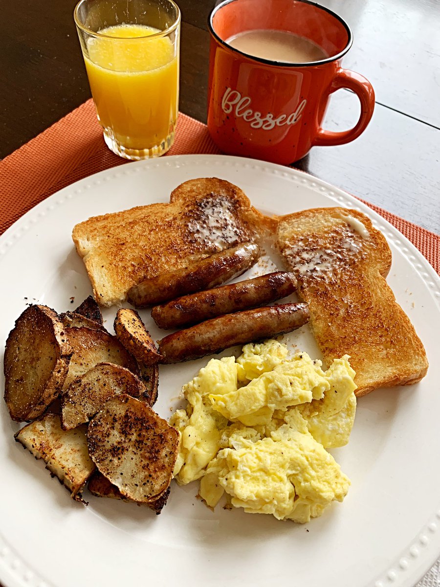 sleepycovetales's tweet photo. Good Saturday morning folks! Chores all done, wicked breakfast! Sitting back with a hot coffee, the mug says it all 😊#blessed #saturdaydoneright https://t.co/j8qhxT07vq
