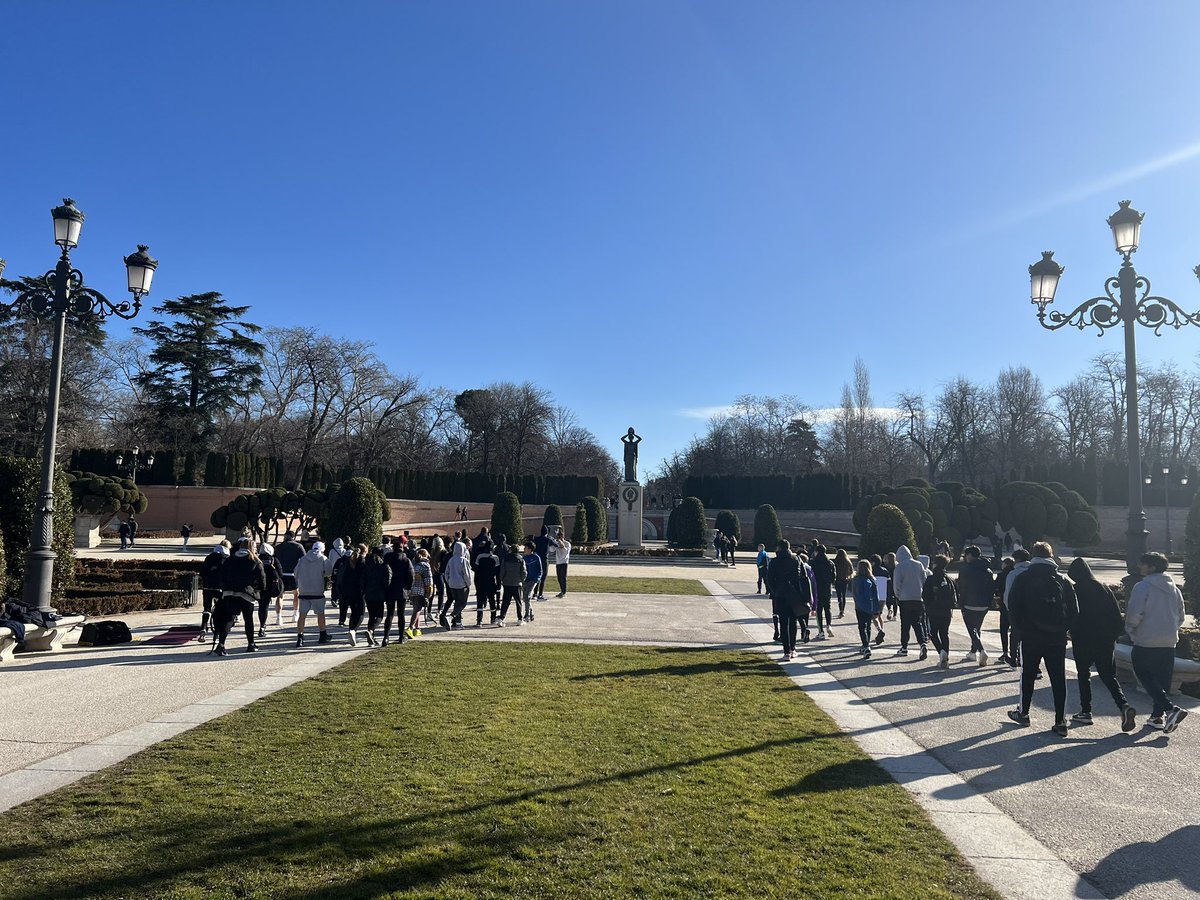 Farringtons PE Department tweet media