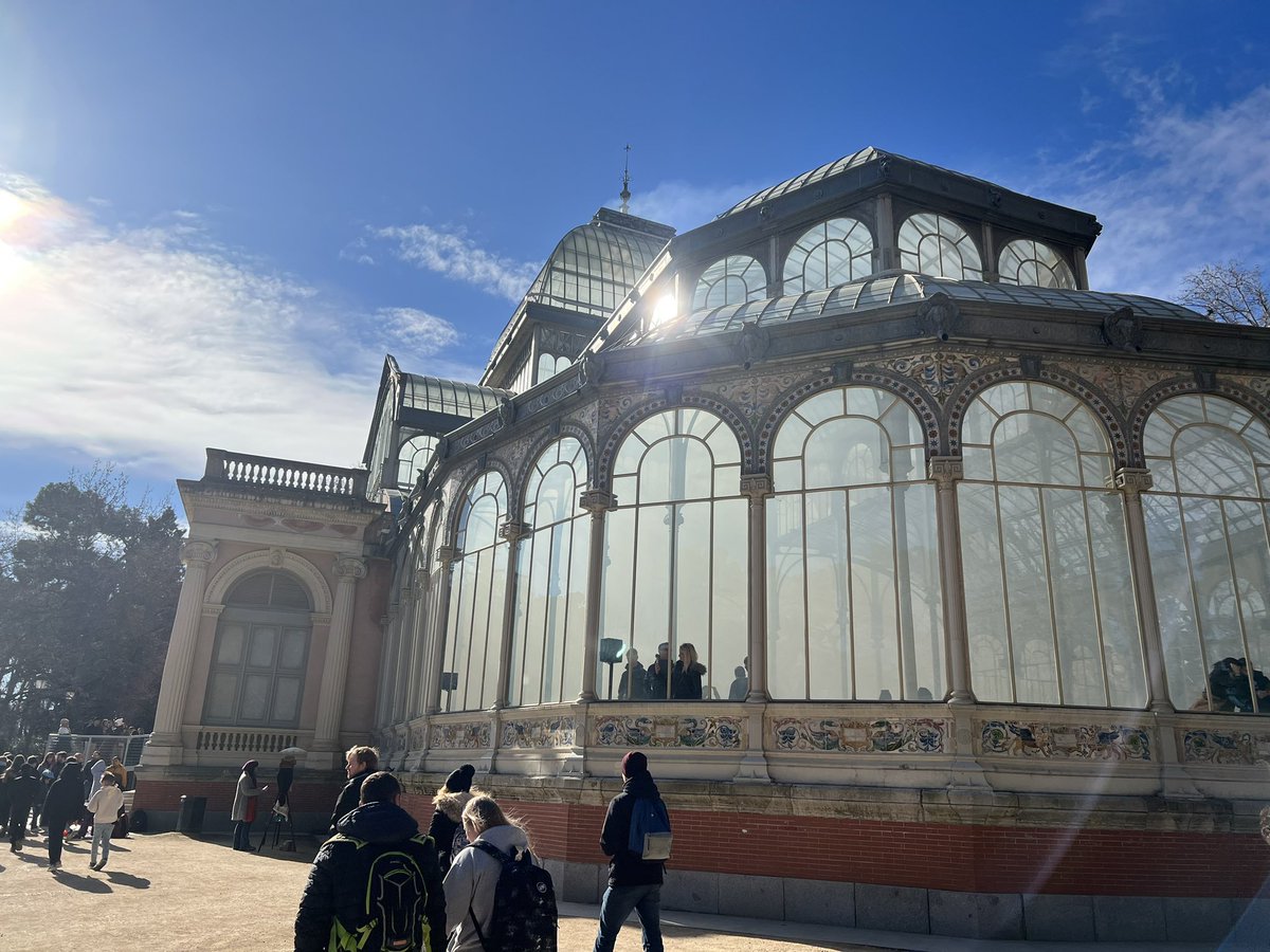 Farringtons PE Department tweet media