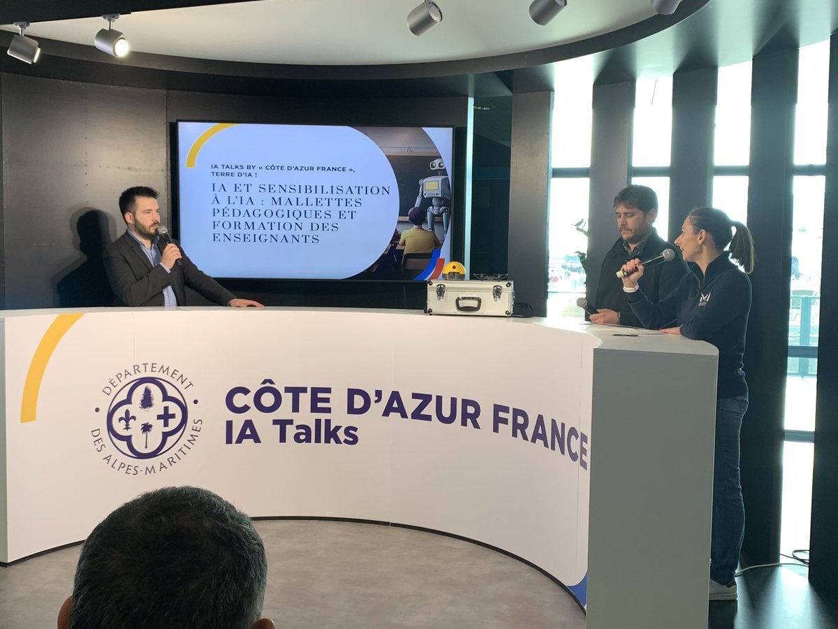 Maison_IA's tweet image. [#WAICF06 #IATALKS 🎙️] by « Côte d’Azur France » Terre d’IA !

💼IA ET SENSIBILISATION À L&apos;IA: MALLETTES PÉDAGOGIQUES ET FORMATION DES ENSEIGNANTS avec⬇️
✔️JENNIFER LAVIGNE @Maison_IA 
✔️JEREMY CAMPONOVO @DANE_acNice 

Live sur notre chaîne YouTube : youtube.com/live/OtmLuswCa…
