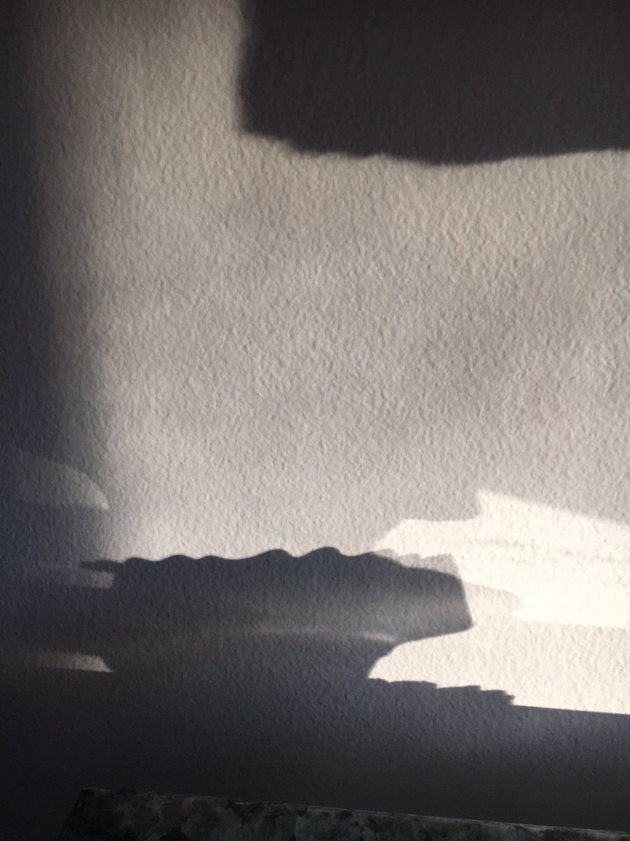 jaanakris's tweet photo. The winter sun is wonderful âïžâŁïž
#winter #wintersun #shadows #talvi #talviaurinko #varjot https://t.co/Sbvuw52iTf