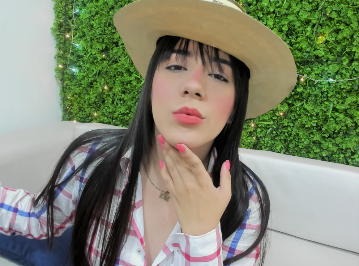 Megansweet22's tweet photo. Kiss me. That is the option. 

Online now ➡️ https://t.co/eYJJ5MSzOo

#Colombia15F #WomenInSTEM #WomenInScience #HyderabadEPrix #SmackDown #WhuChe #JiminsDanceTime #LISAXCELINE #Del40al1CocaCola #AllOfThoseVoices https://t.co/vQaGQHqAo4
