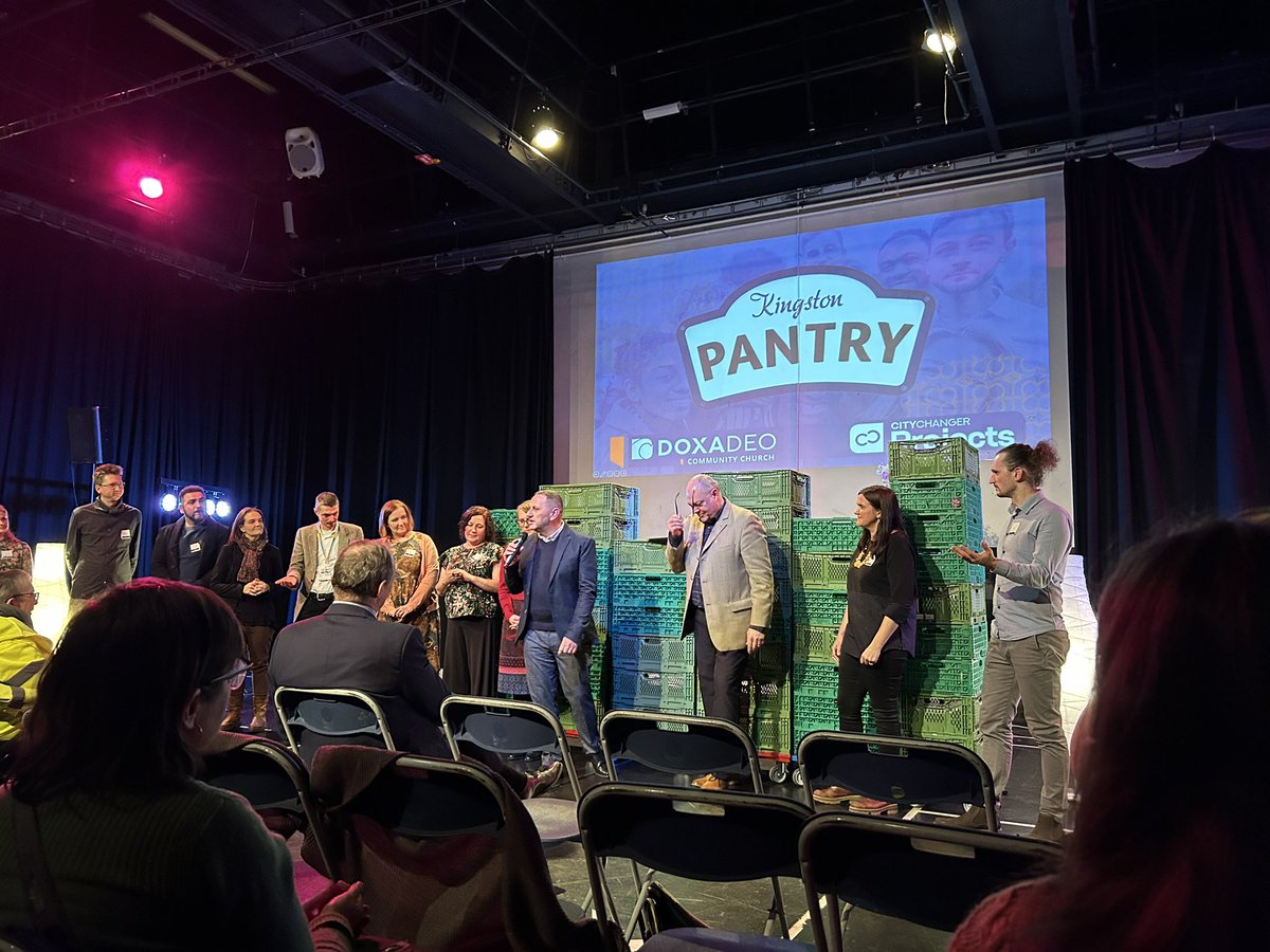 Incredible event last night at the official opening of the Kingston Pantry, highlighting all the excellent work they have been doing to help residents and the wider food work in Kingston! Top art and performances from <a href="/shsrbk/">Southborough High School</a> students too! Big well done!