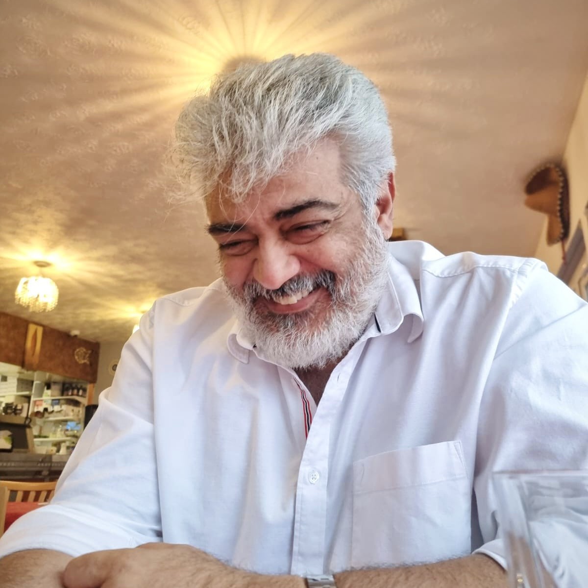 ajith_sithu's tweet photo. #NewProfilePic https://t.co/cL5wOmSqix