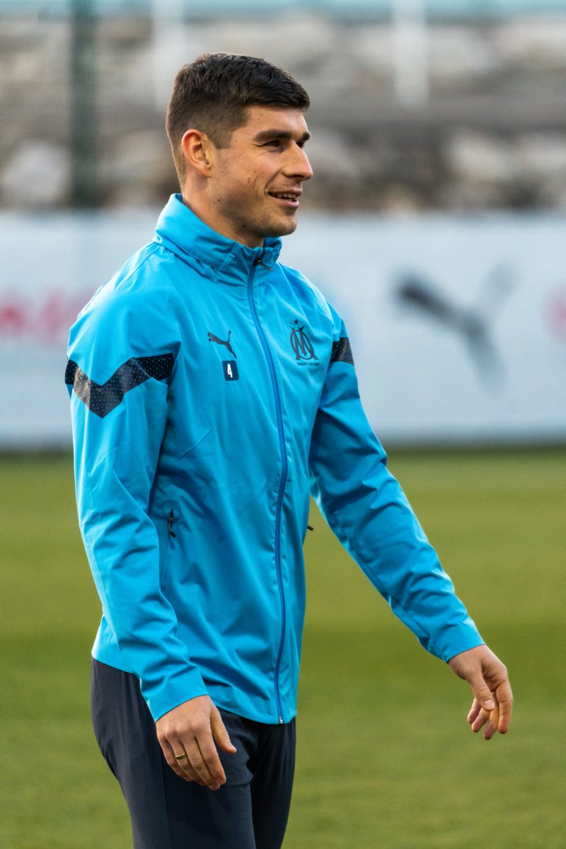 malinovskyi18's tweet photo. Merci, Samuel! 😅 

#TeamOM #4 https://t.co/jujpzxaEFX