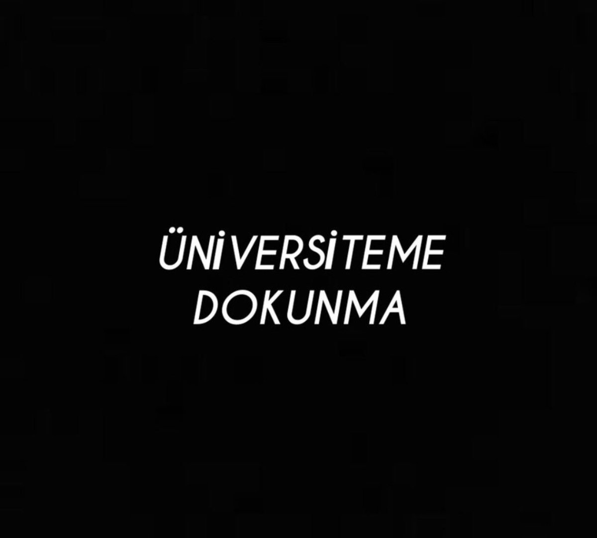 Yurtlar degil oteller acilsin egitim sistemini yeterince rezil ettiniz zaten bunu da yapmayin artik gercekten yeter. Turizm yerine egitimi kurban ediyorsunuz egitim bu kadar kolay cope atilmamali!! #uzaktaneğitim #üniversitemedokunma #uzaktan #kyk #yurtlar #OnlineEğitimehayır