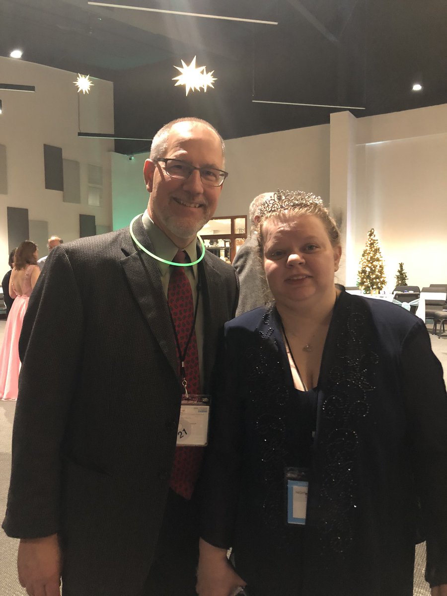 physicsphs's tweet photo. Awesome night @Nighttoshine. Congrats to all the Kings And Queens!! https://t.co/ADEdySv4Yu
