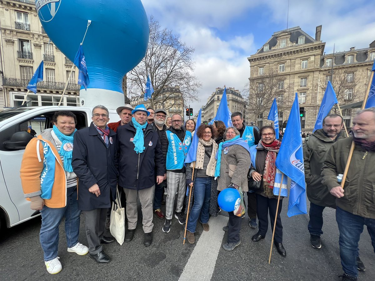 BOBKIEWICZ tweet media