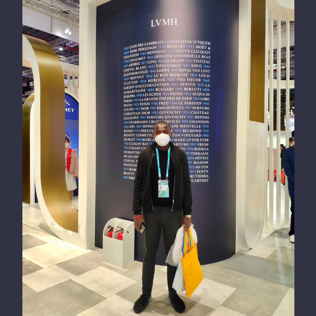 Bailibaba_Group's tweet photo. Notre entreprise a été représentée à la #China International Import Expo 2022, qui s'est tenue à Shanghai.

Nous avons eu la chance de rencontrer des entreprises et des partenaires potentiels pour établir des contacts commerciaux et développer des opportunités d'affaires. https://t.co/VBrNOPySa9