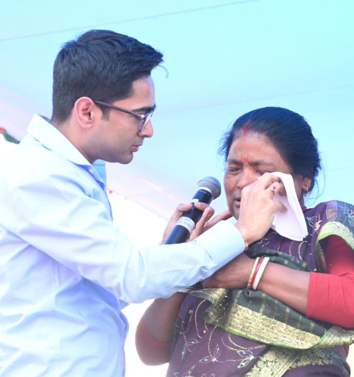 Khela Hobe tweet media