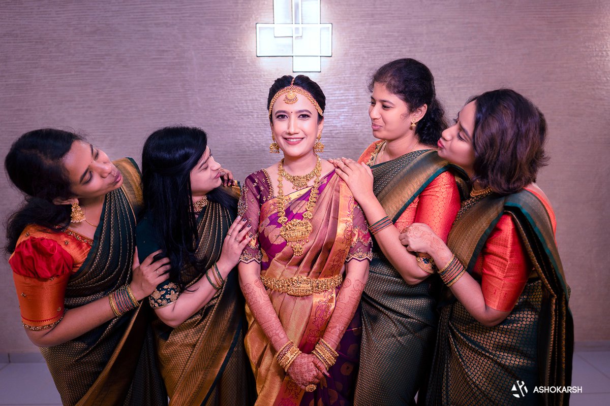 Ashokarsh's tweet photo. My blessing & ANCHOR to my ship and our beautiful journey together
For more details: https://t.co/m4YQZ3jjiZ
#ashokarsh #coupleportraits #indianweddings #weddingsofindia #wedmegoodsouth #weddingwire #thegorgeousbride #weddingsutra https://t.co/B554Id05UL