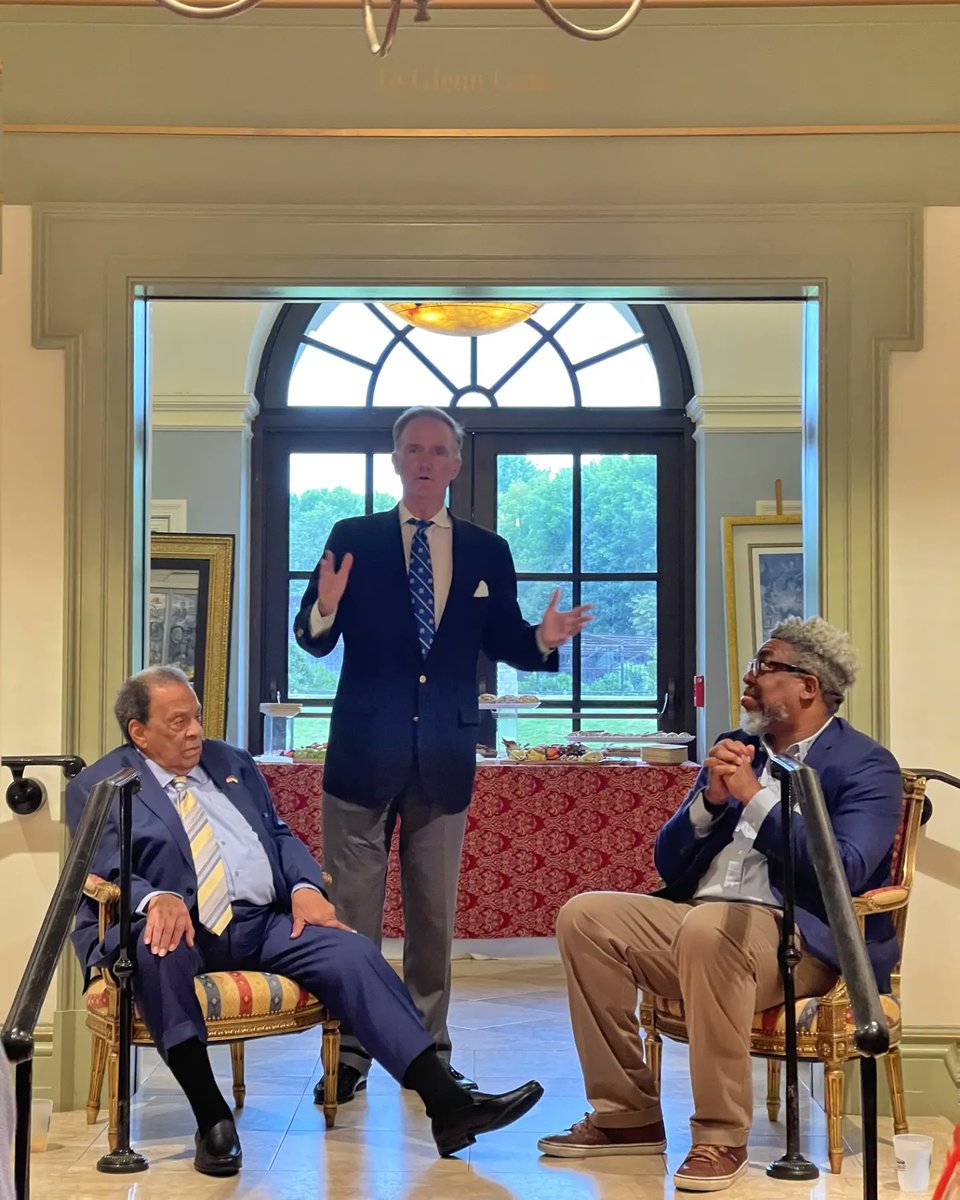 MillenniumGate's tweet photo. We were honored to host the Atlanta Press Club for a special tour event and presentation by the nation's hero, Ambassador Andrew Young, and the Atlanta Journal Constitution journalist, Ernie Suggs.
#AndrewYoung #MillenniumGateMuseum #GateMuseum #Atlanta #Georgia #CivilRights https://t.co/cdHB93RN6U