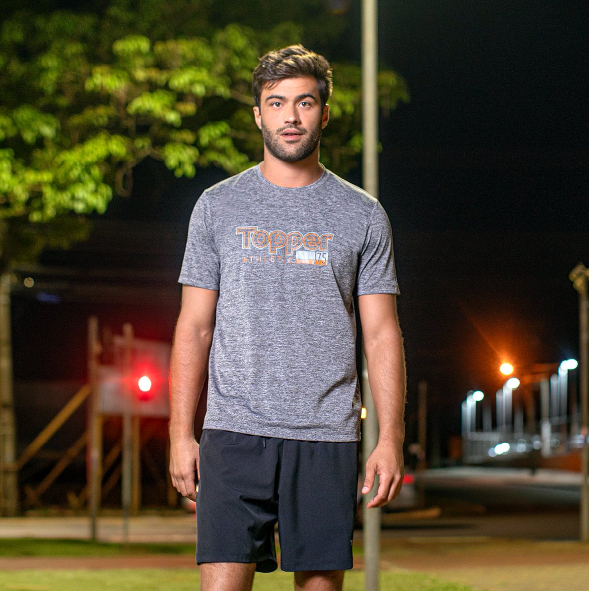 TopperBrasil's tweet image. A busca pelo resultado começa com T-Shirt Treino Athletic!

Desenvolvida em tecido leve, ideal para a prática esportiva. Equipada de tecnologia DryCool, para eliminar o suor.

Garanta a sua nas melhores lojas multimarcas do país.

#ÉTopper #Topper #TShirt #DryCool