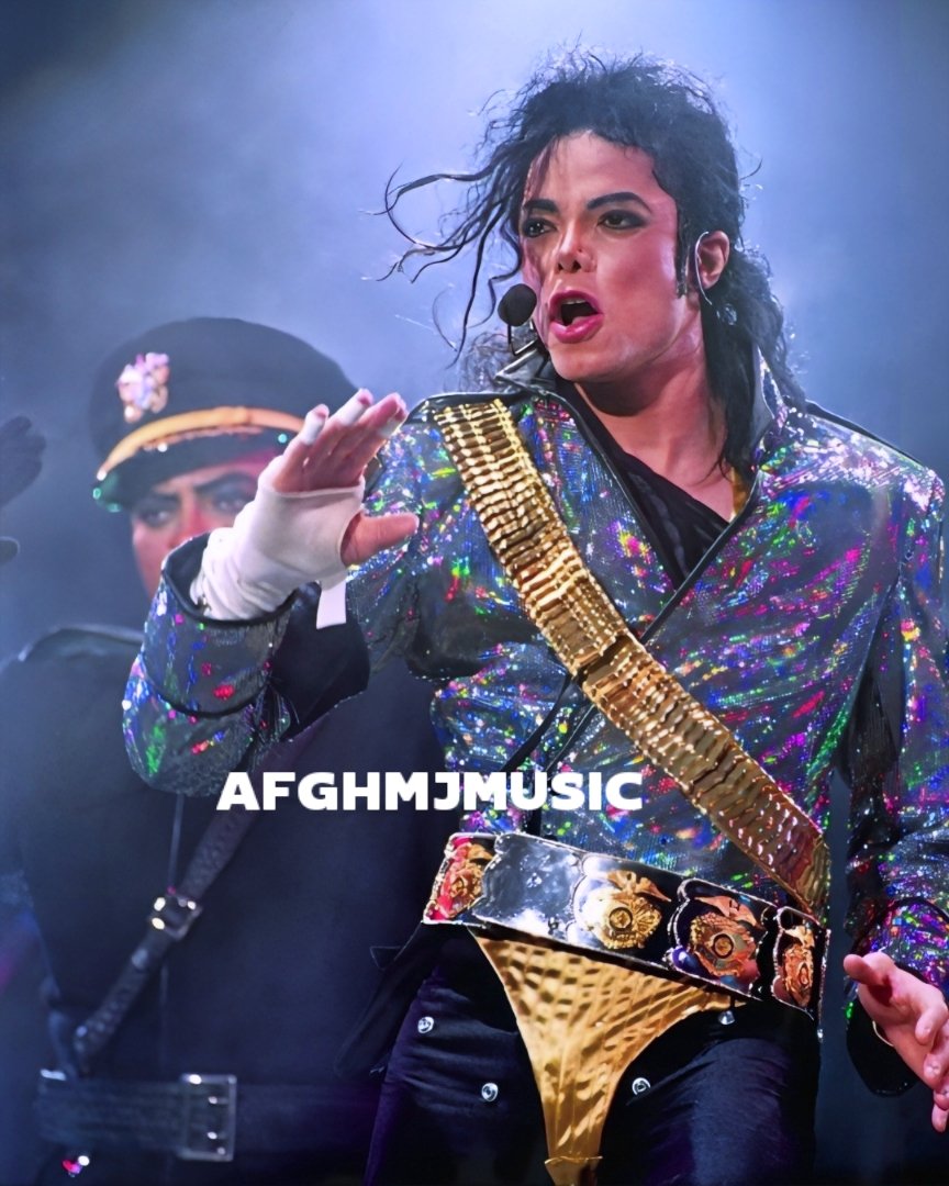 AFGHMJMUSIC's tweet photo. The king of Pop @michaeljackson 
#MichaelJackson #kingofpop #mjfan https://t.co/30iI6mCcOF