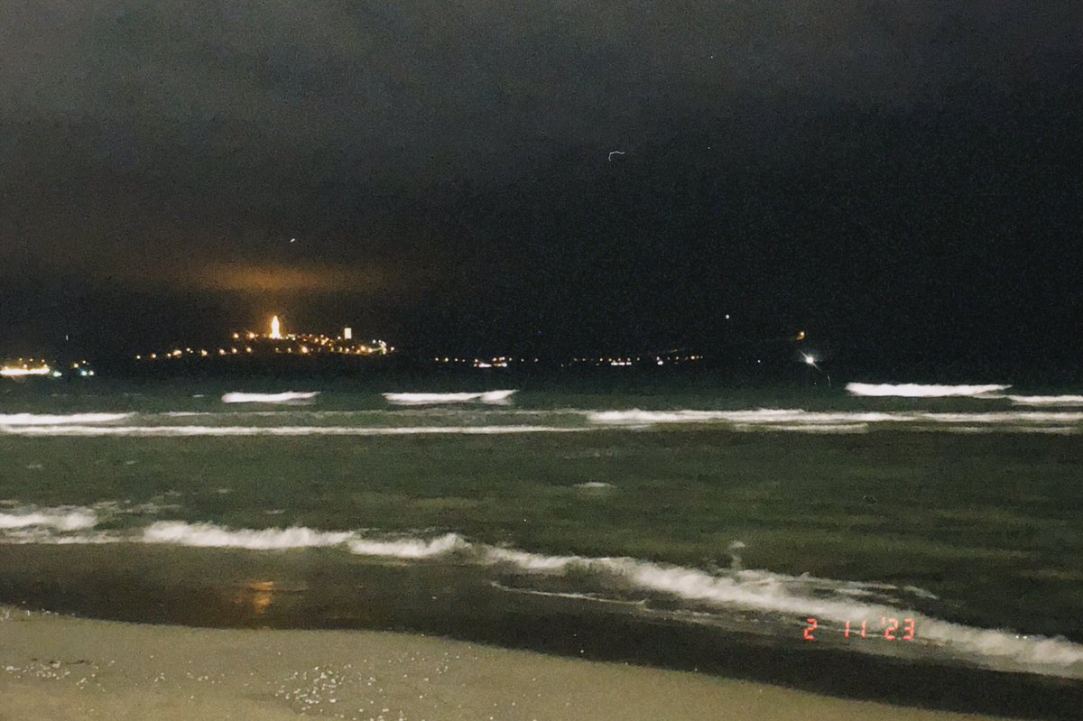 babywonderboy's tweet photo. Sea Vibe ✨
#DaNang #beachvibes #chillalone https://t.co/NLsPA9ZB0V