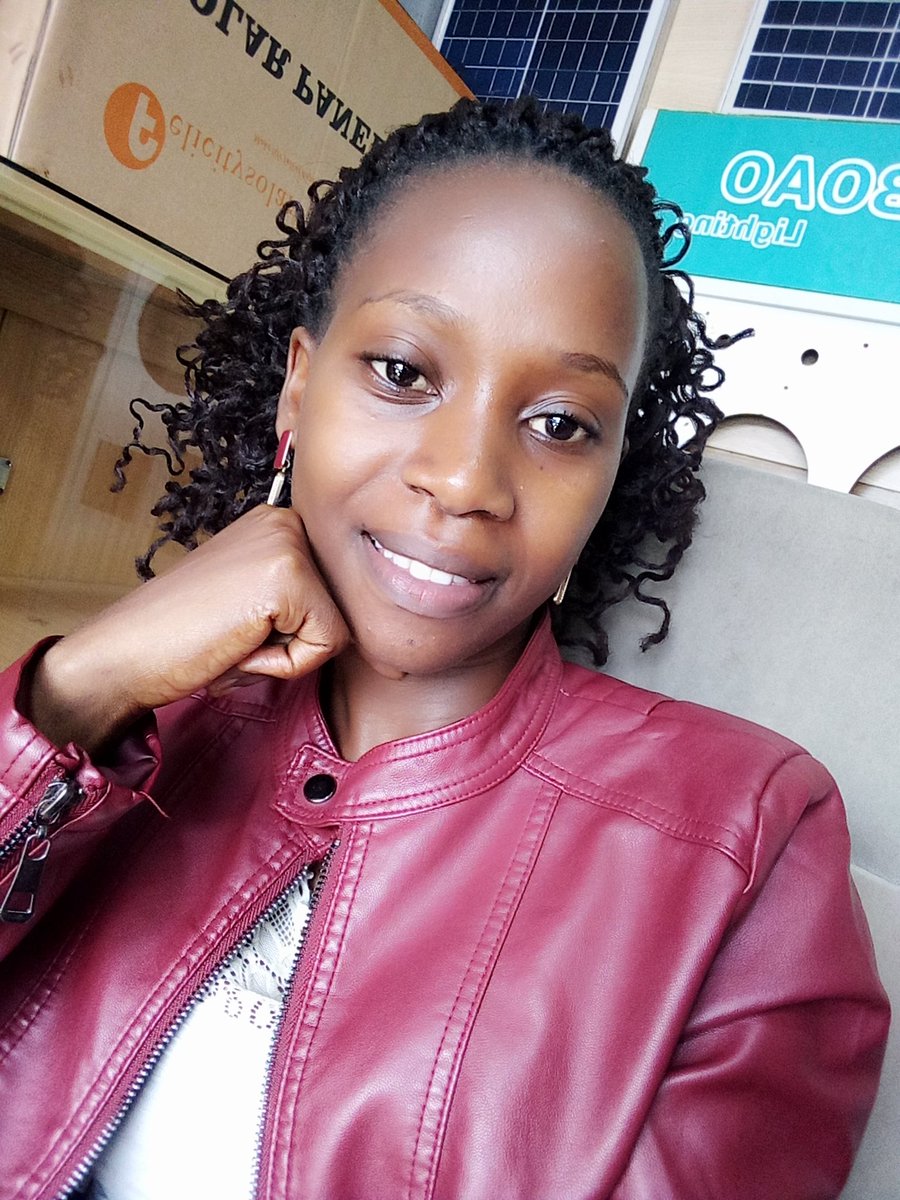 ninsiima_emilly's tweet image. No make up thread and filters.
Good evening Tweeps