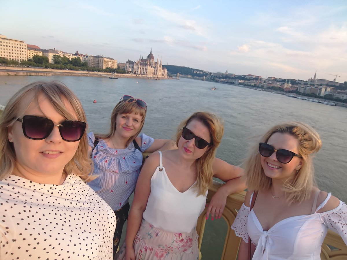 MartaKiezun's tweet photo. Women in Science Day! Best wishes for all #WomenInScience and very special for my very best girls @MarlenaGudelska Ewa and Kasia
#UWM #Science #friendsinscience https://t.co/JHeugaeb4w